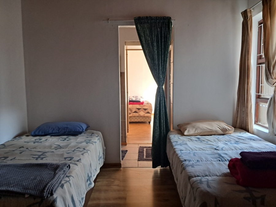 To Let 7 Bedroom Property for Rent in Humansdorp Eastern Cape